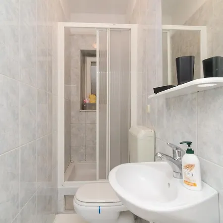 Apartament Davor